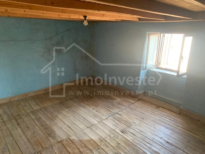 Moradia T4 para Venda em Rosmaninhal Foto 9