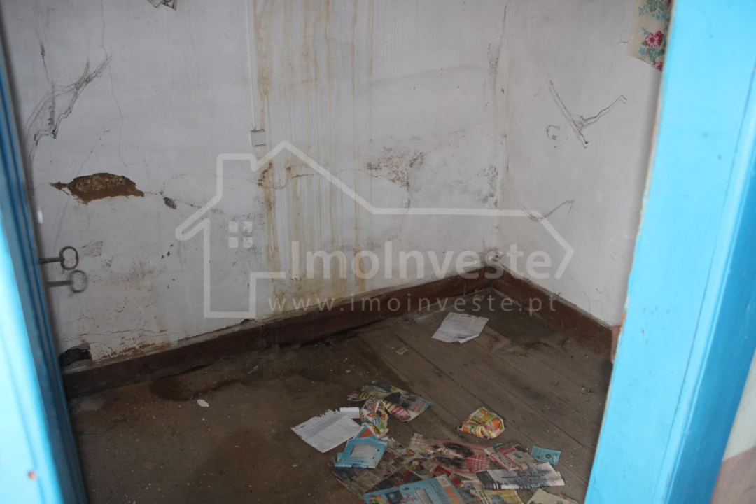 Moradia T3 para Venda em Escalos de Cima e Lousa Foto 7