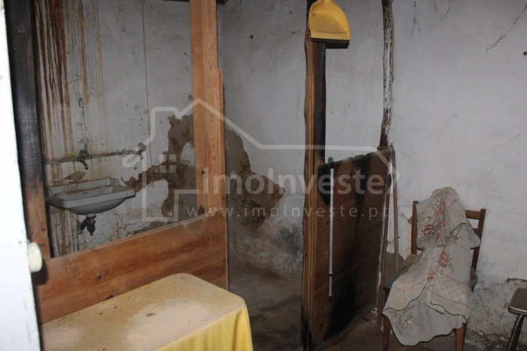 Moradia T3 para Venda em Escalos de Cima e Lousa Foto 4