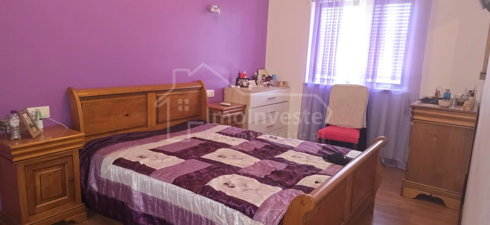 Moradia T4 para Venda em Alcains Foto 2