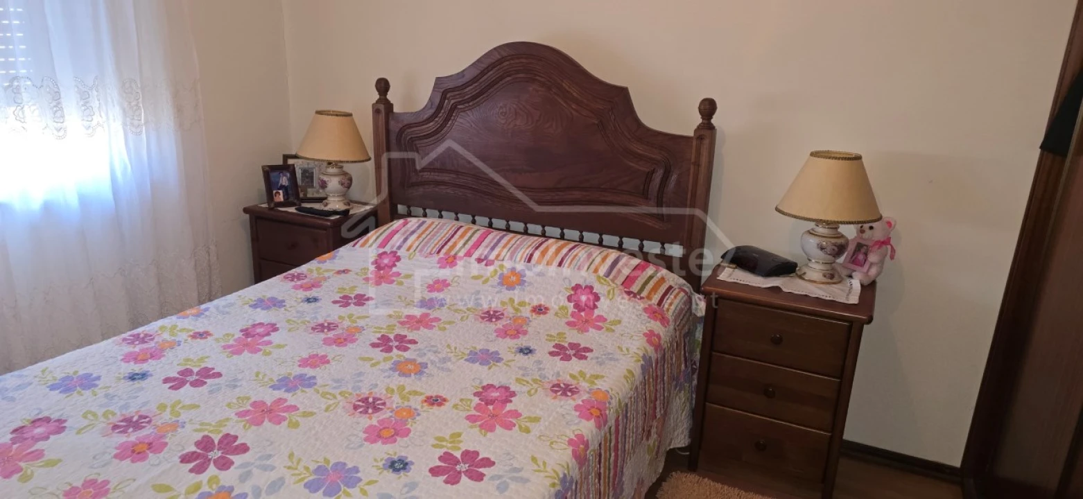 Moradia T4 para Venda em Alcains Foto 16