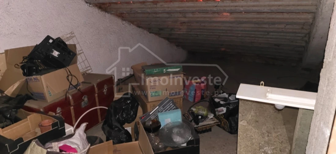 Moradia T4 para Venda em Alcains Foto 20