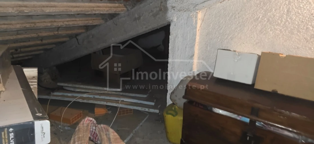 Moradia T4 para Venda em Alcains Foto 22