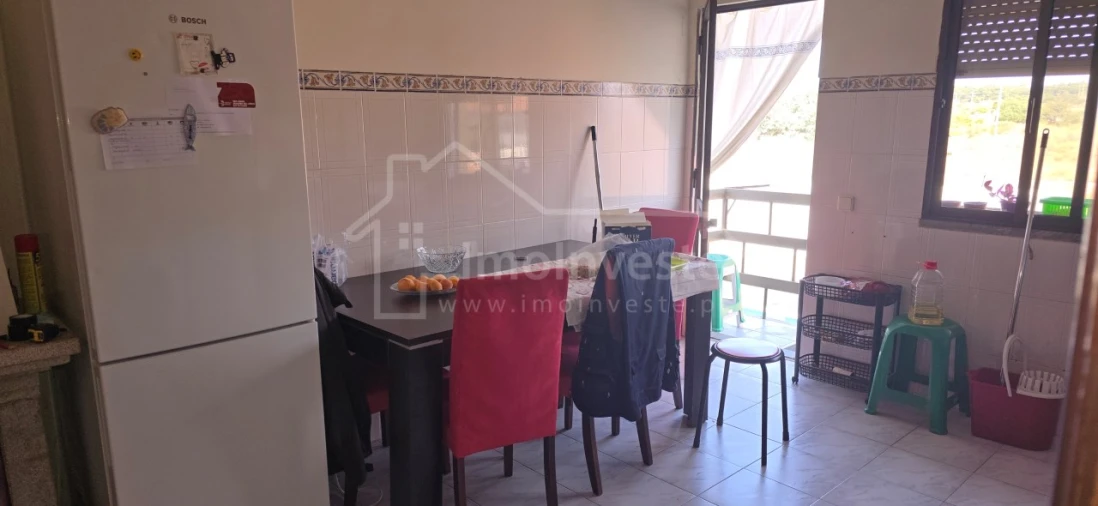 Moradia T4 para Venda em Alcains Foto 10