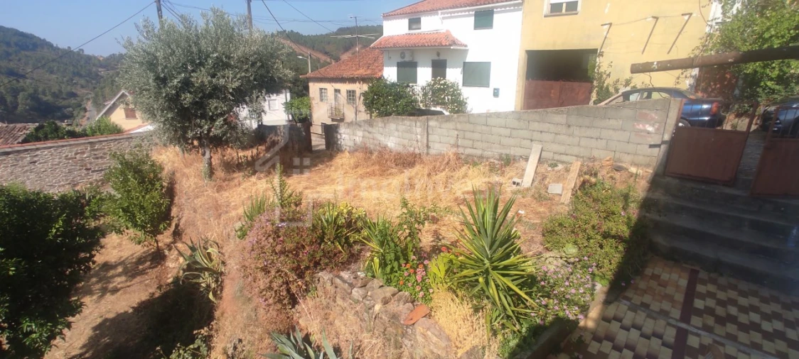 Moradia T3 para Venda em São Vicente da Beira Foto 10