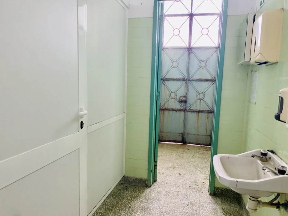 Armazém para Arrendamento em Tramagal Foto 13