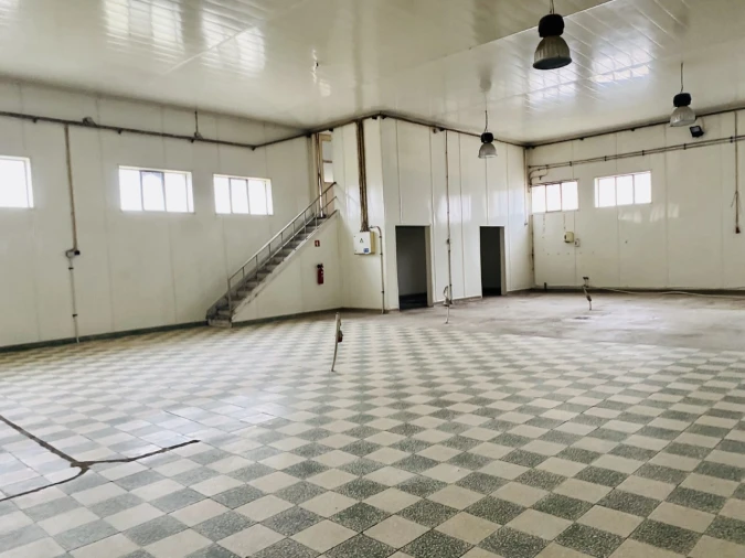 Armazém para Arrendamento em Tramagal Foto 11