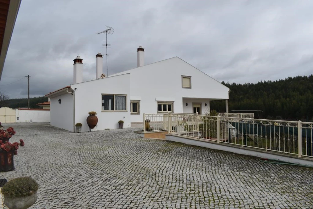 Quinta T5 para Venda em Abrantes (São Vicente e São João) e Alferrarede Foto 1