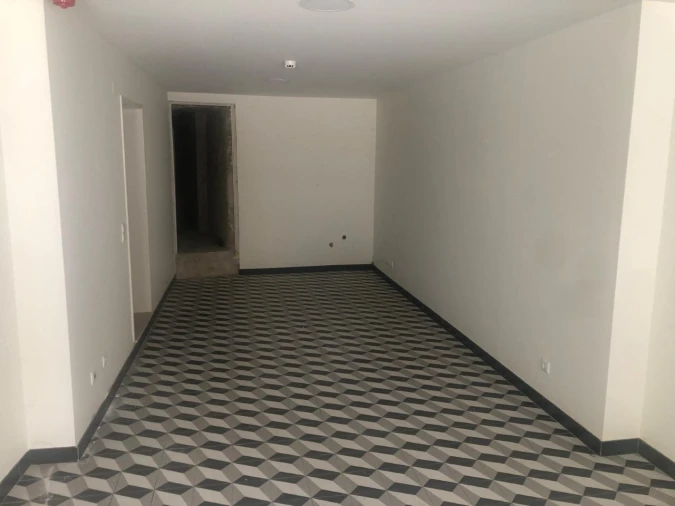 Loja para Arrendamento em Abrantes (São Vicente e São João) e Alferrarede Foto 3