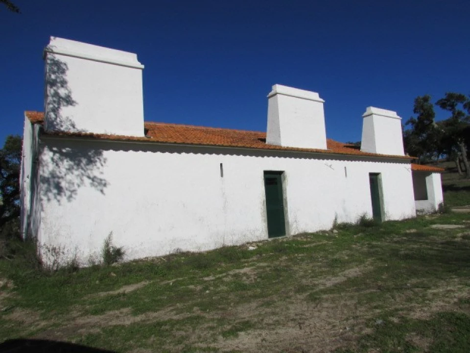 Quinta T5 para Venda em Mora Foto 12