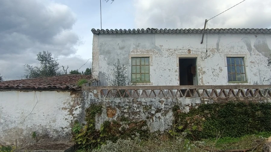 Quinta T3 para Venda em Santiago de Montalegre