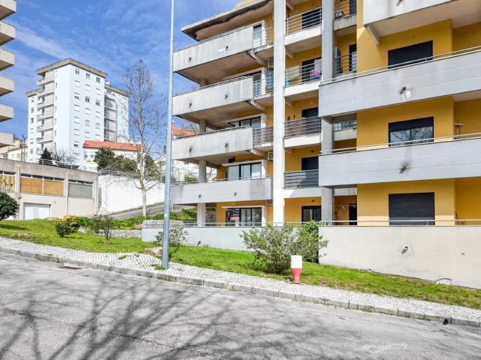 Apartamento T2 para Venda em Abrantes (São Vicente e São João) e Alferrarede Foto 24