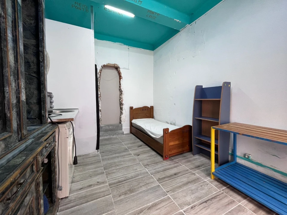 Prédio para Venda em Abrantes (São Vicente e São João) e Alferrarede Foto 2