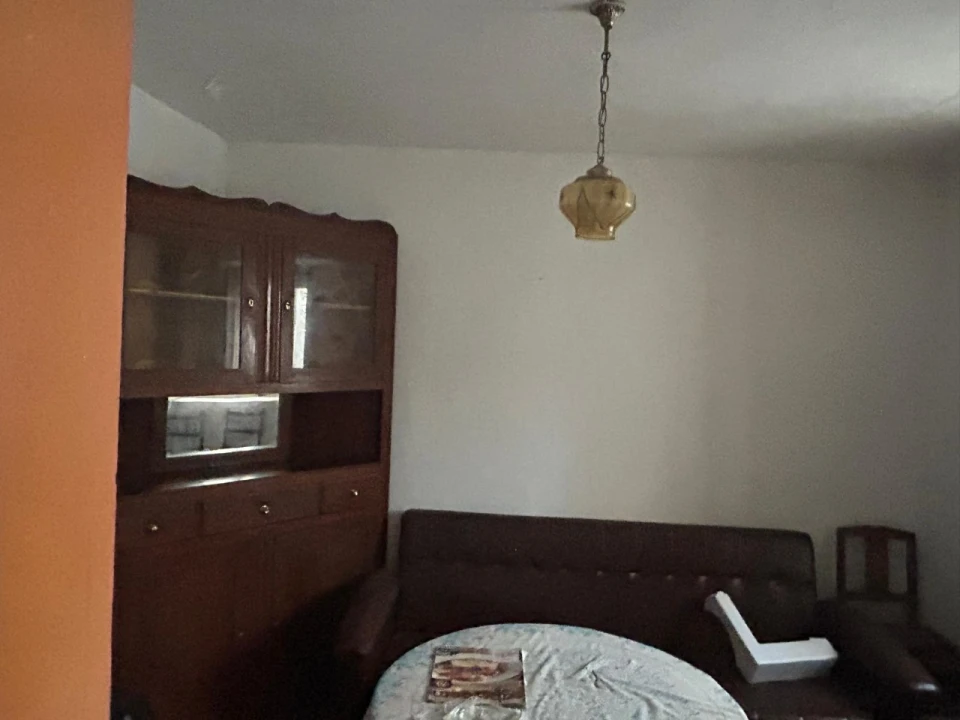 Moradia T6 para Venda em Comenda Foto 4