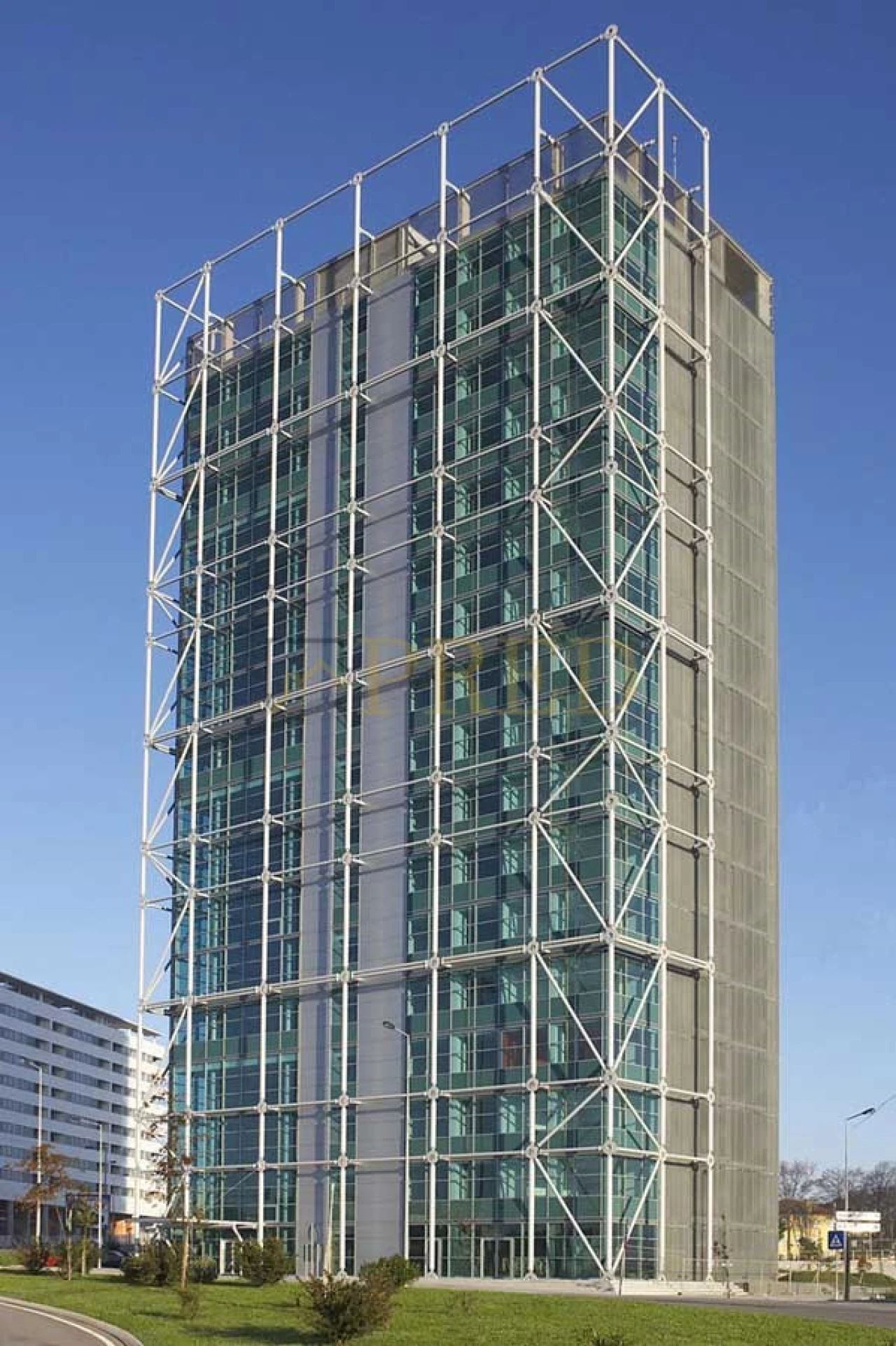 Escritório para Arrendamento em Santa Marinha e São Pedro da Afurada Foto 5