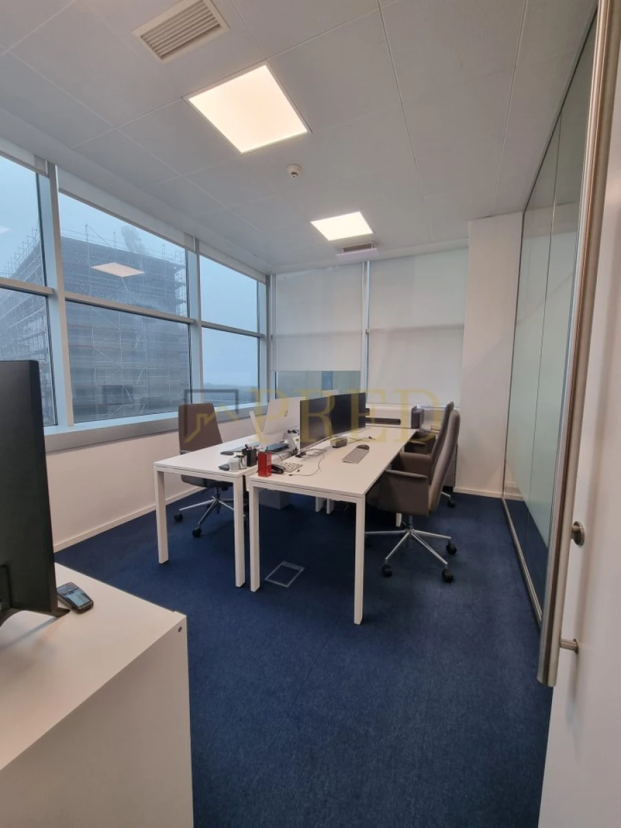 Escritório para Arrendamento em Santa Marinha e São Pedro da Afurada Foto 15