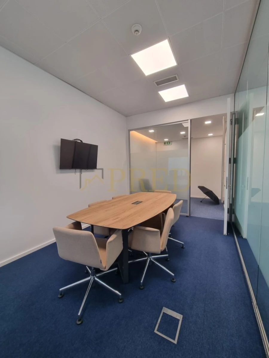 Escritório para Arrendamento em Santa Marinha e São Pedro da Afurada Foto 16