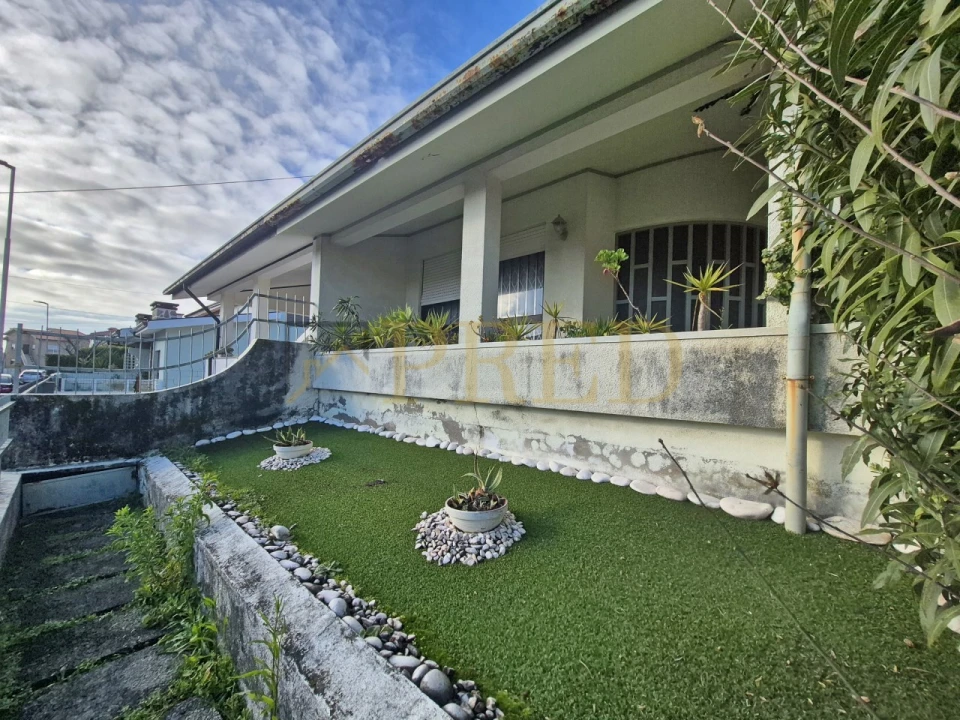 Moradia T3 para Venda em Vila Chã Foto 2