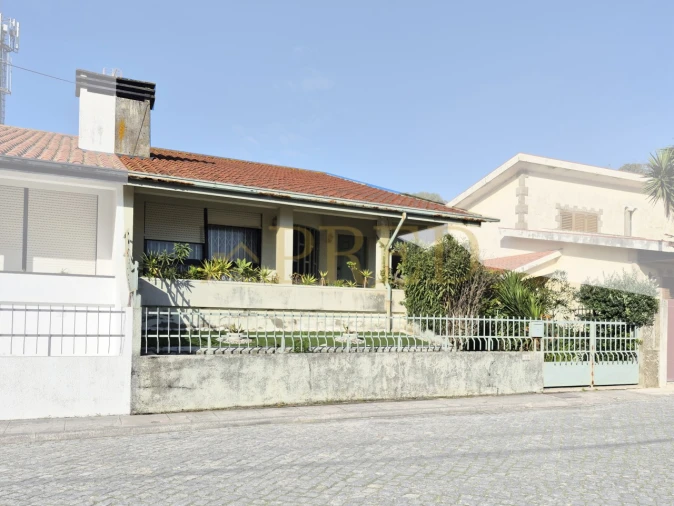 Moradia T3 para Venda em Vila Chã Foto 1