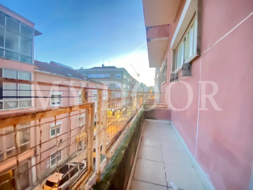 Apartamento T1 para Venda em Moscavide e Portela Foto 2