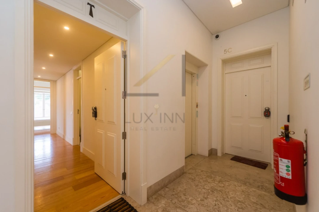 Apartamento T2 para Venda em São Vicente Foto 11