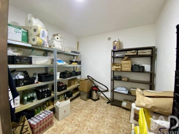 Loja para Arrendamento em Areeiro