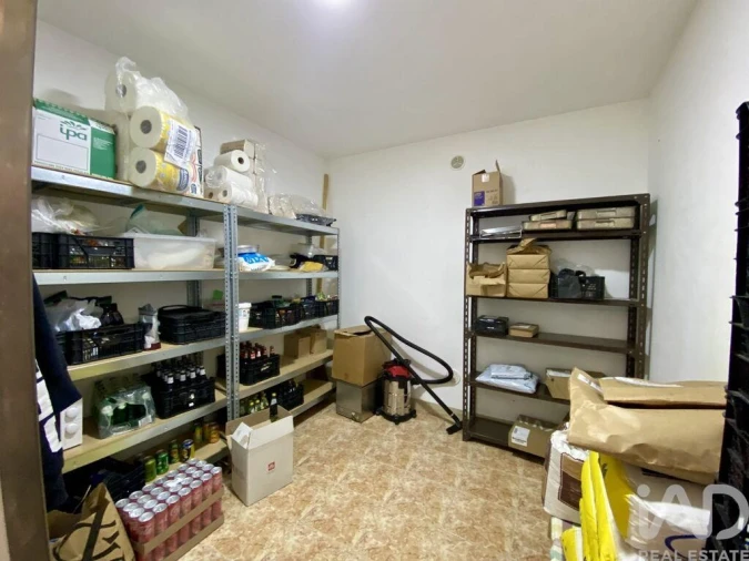 Loja para Arrendamento em Areeiro Foto 11