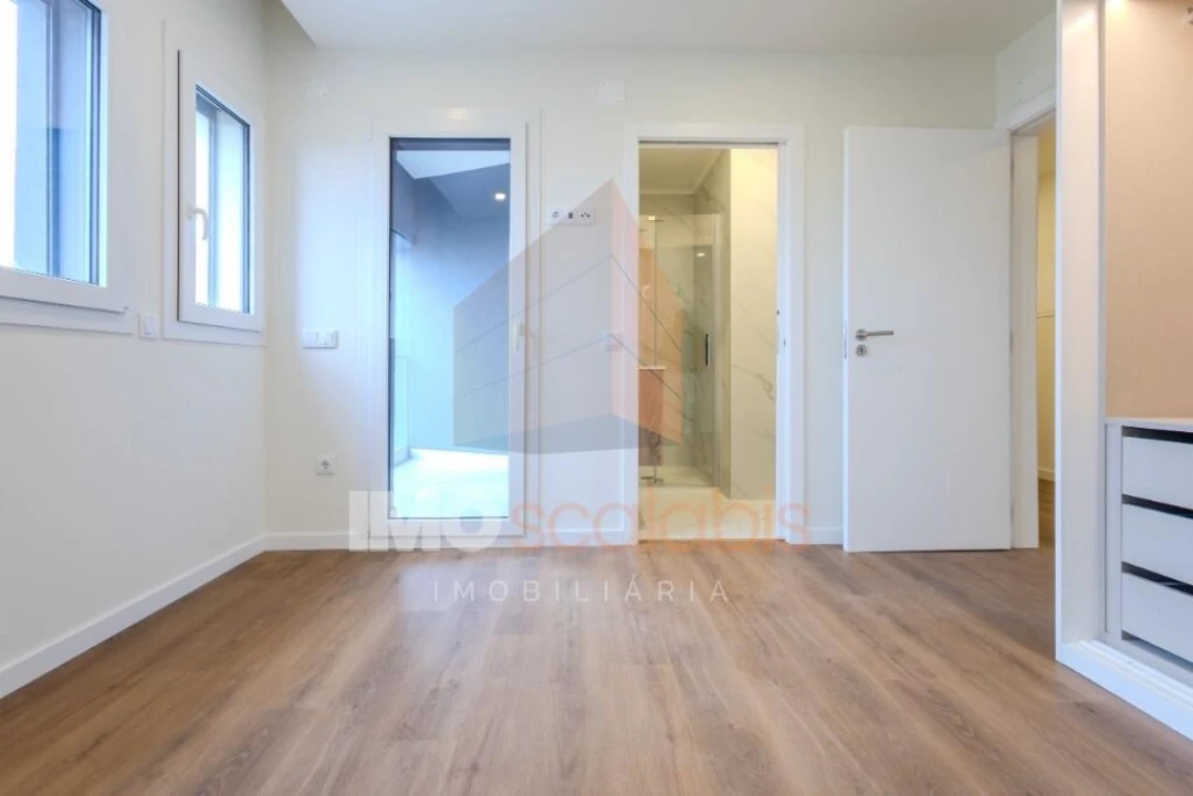 Apartamento T2 para Venda em Romeira e Várzea Foto 12