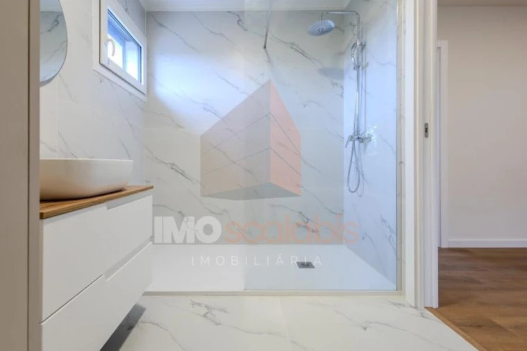 Apartamento T2 para Venda em Romeira e Várzea Foto 9