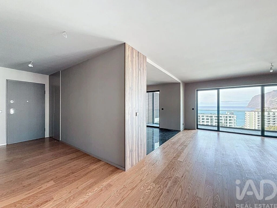 Apartamento T3 para Venda em São Martinho Foto 10
