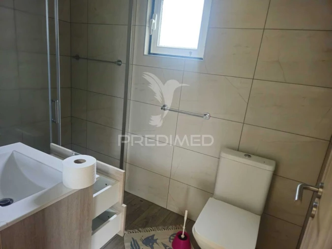 Moradia T3 para Venda em Beco Foto 17