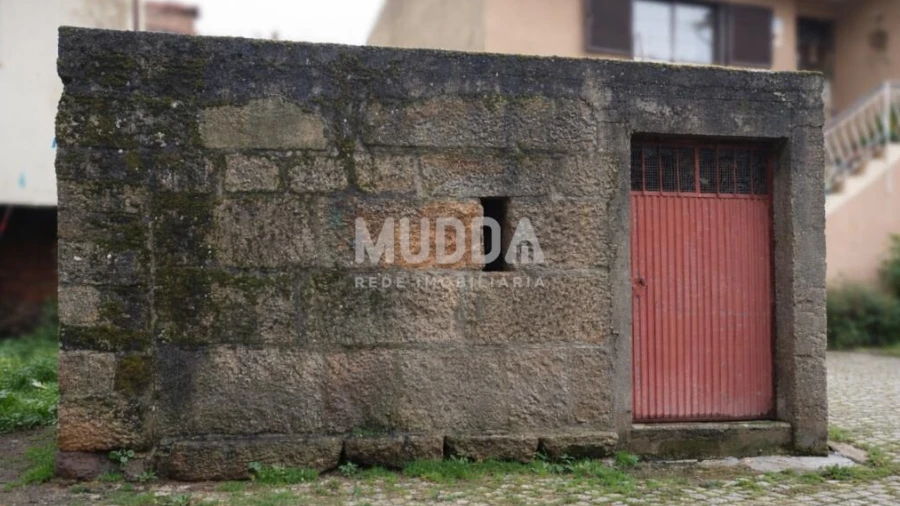 Moradia T1 para Venda em Vilar de Nantes