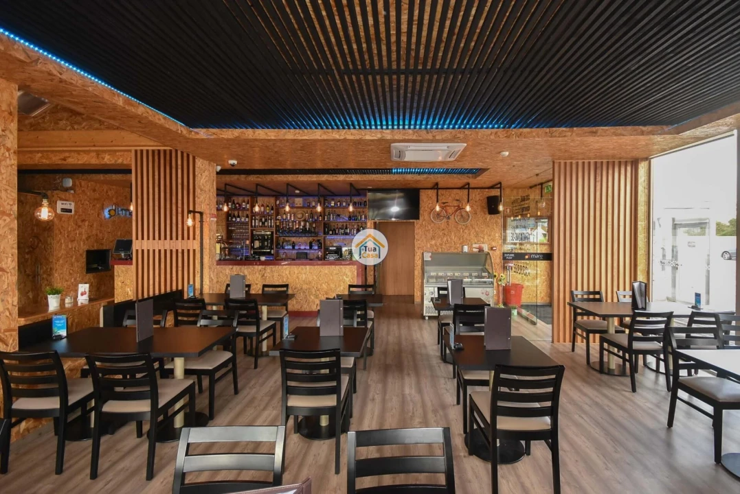 Negócio para Venda em Gulpilhares e Valadares Foto 18