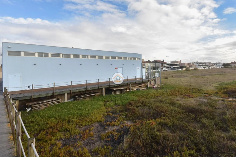 Negócio para Venda em Gulpilhares e Valadares Foto 57