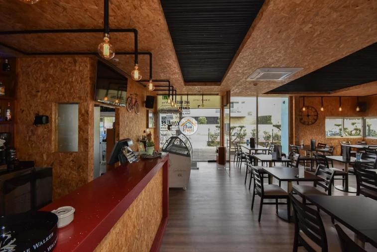 Negócio para Venda em Gulpilhares e Valadares Foto 20