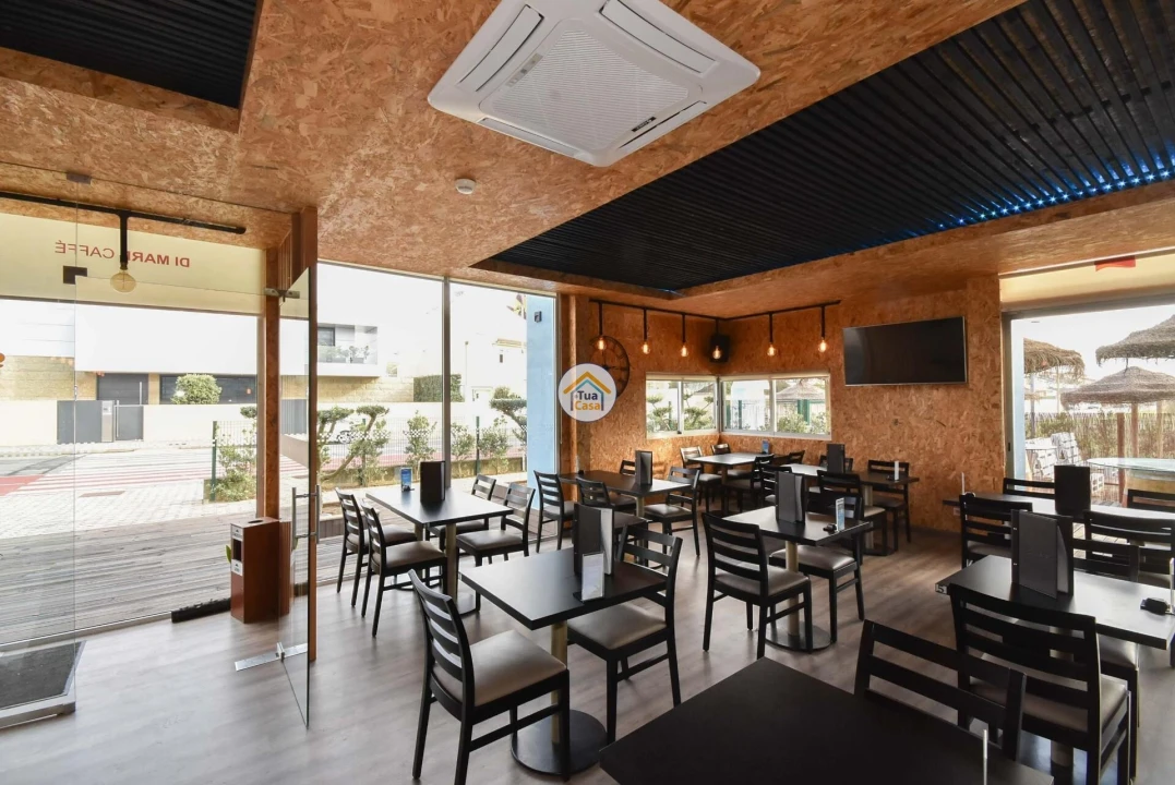 Negócio para Venda em Gulpilhares e Valadares Foto 12