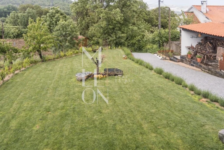 Moradia T8 para Venda em Gostei Foto 29