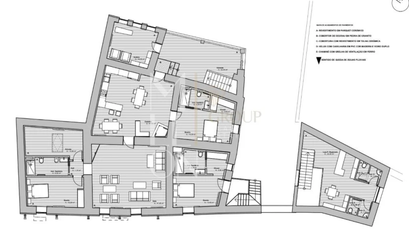 Moradia T8 para Venda em Gostei Foto 32