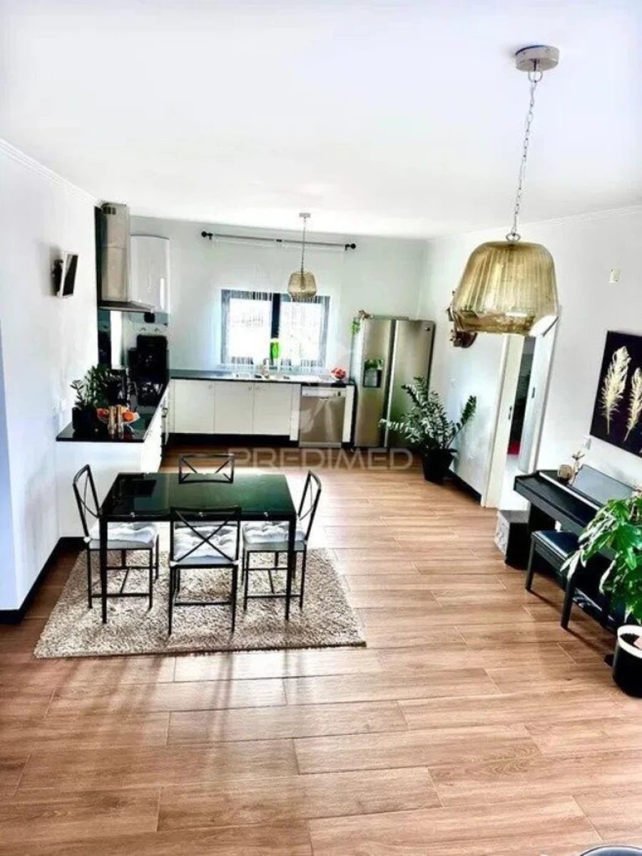 Moradia T4 para Venda em Samora Correia Foto 3