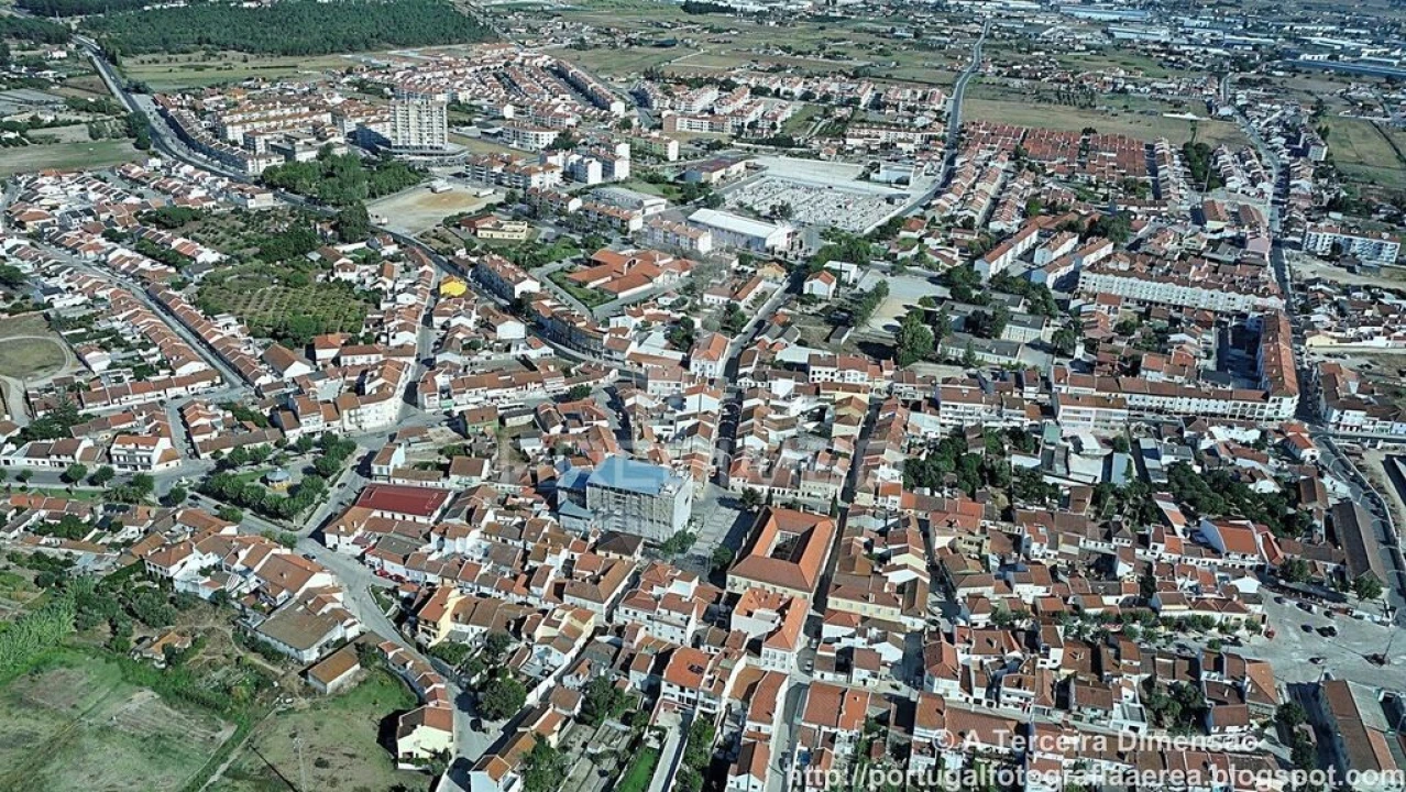 Moradia T4 para Venda em Samora Correia Foto 12