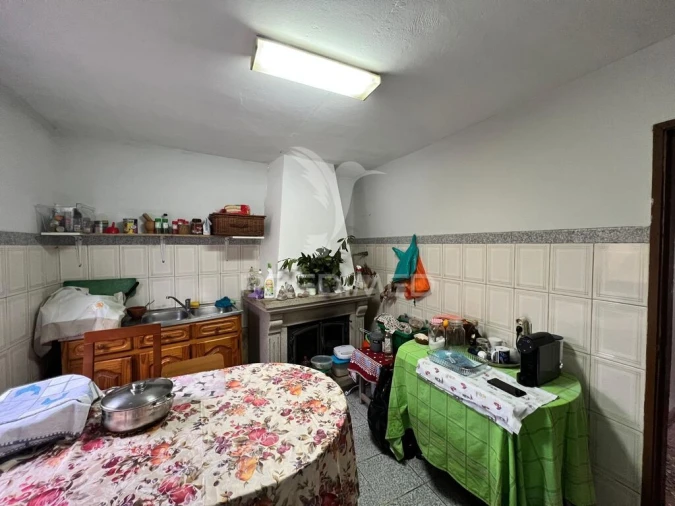 Moradia T4 para Venda em Freixo de Numão Foto 4