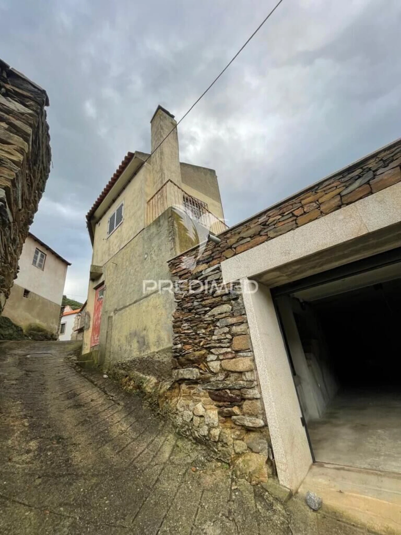 Moradia T4 para Venda em Freixo de Numão Foto 19