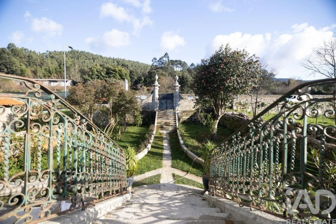Apartamento T5 para Venda em Vila Nova de Cerveira e Lovelhe Foto 6