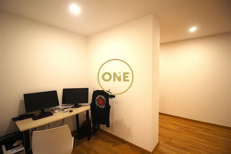 Apartamento T2 para Venda em Nine Foto 6