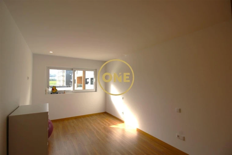 Apartamento T2 para Venda em Nine Foto 9