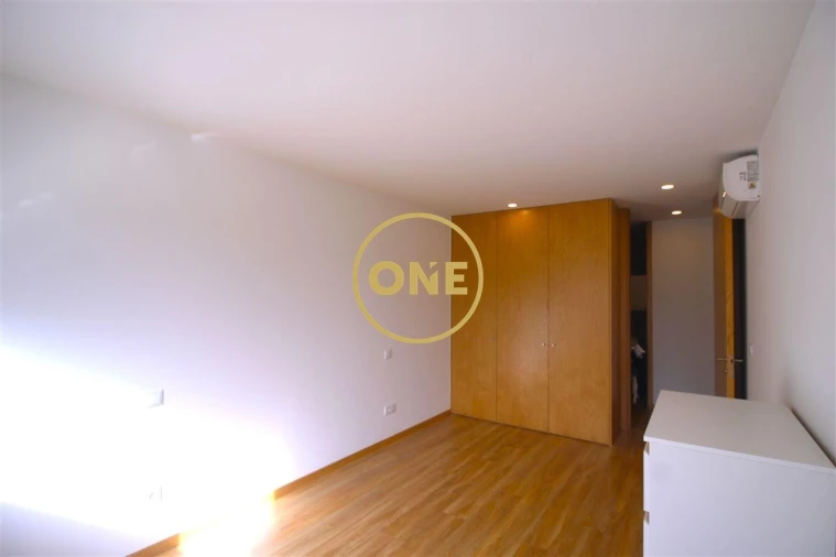 Apartamento T2 para Venda em Nine Foto 10