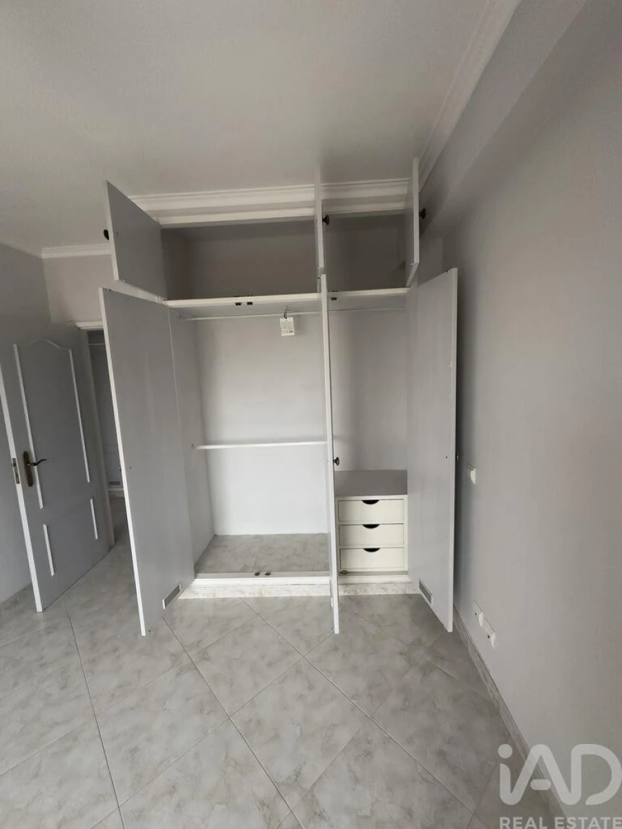 Apartamento T2 para Venda em Loule (São Clemente) Foto 17