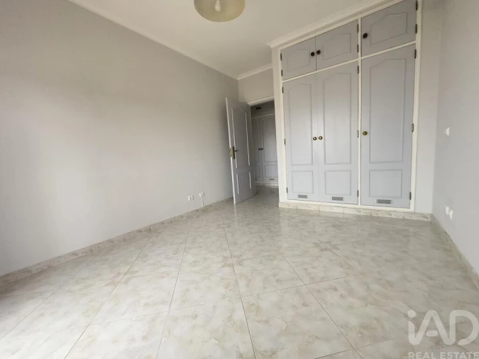Apartamento T2 para Venda em Loule (São Clemente) Foto 16