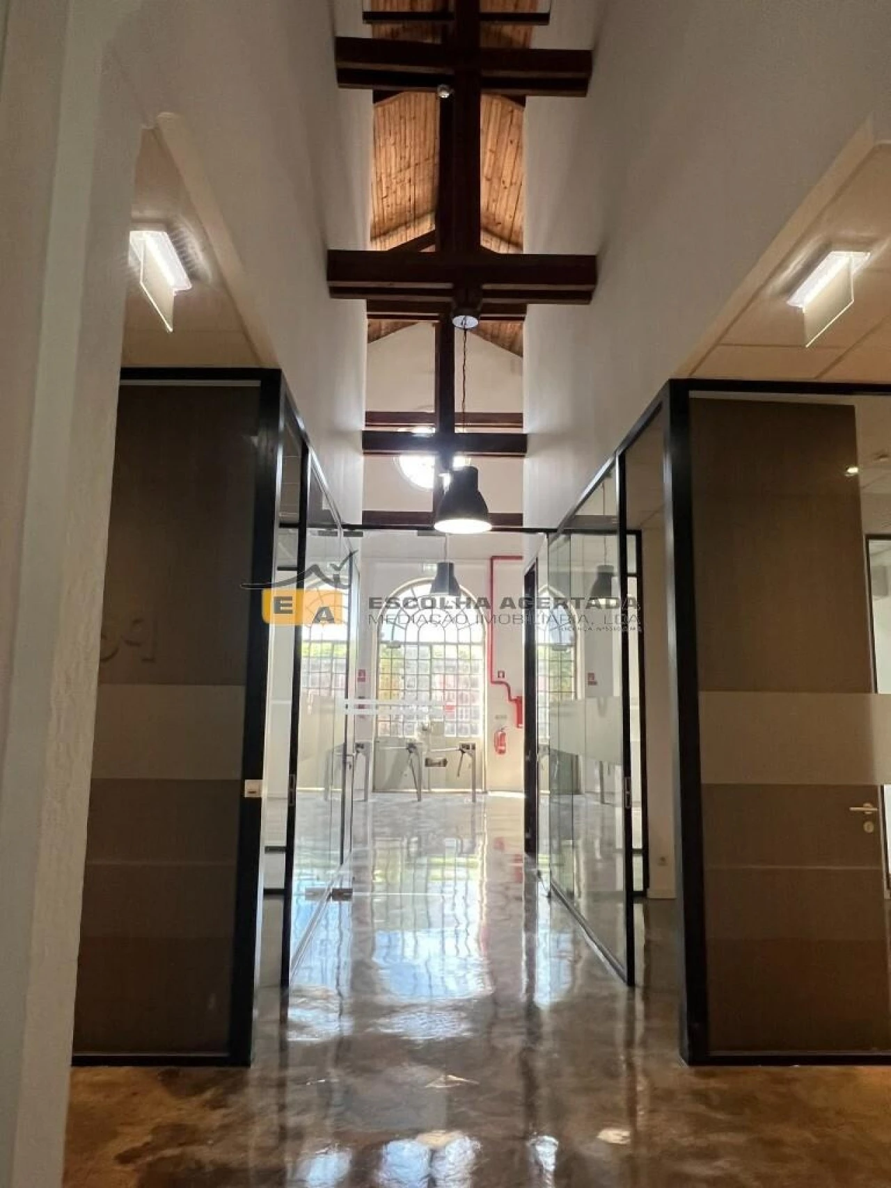 Armazém para Arrendamento em Paranhos Foto 4