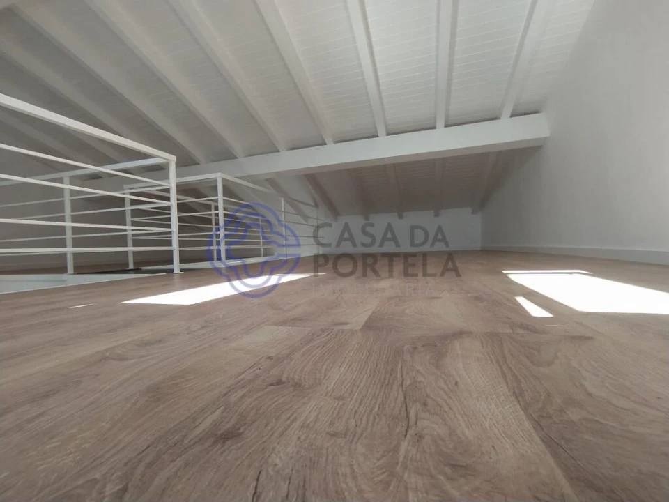 Moradia T2 para Venda em Carregueiros Foto 15